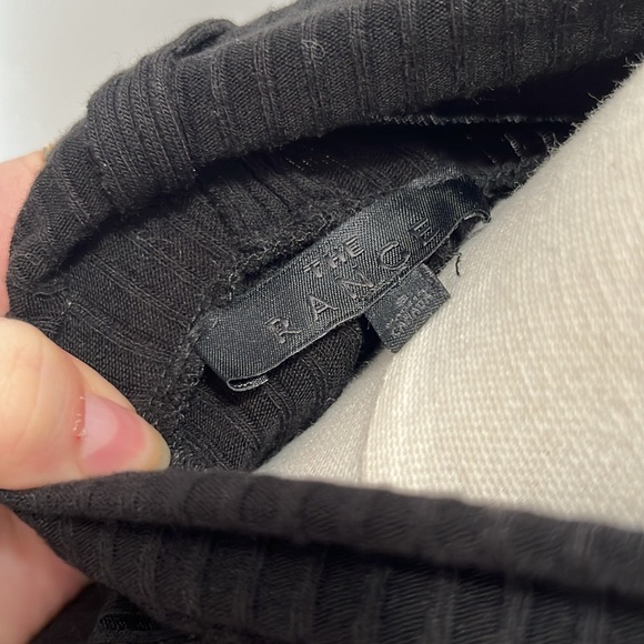 The range black turtleneck size small made in canada - Picture 3 of 4